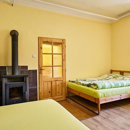 Chalupa Jenín Dolni Dvoriste Bagian luar foto