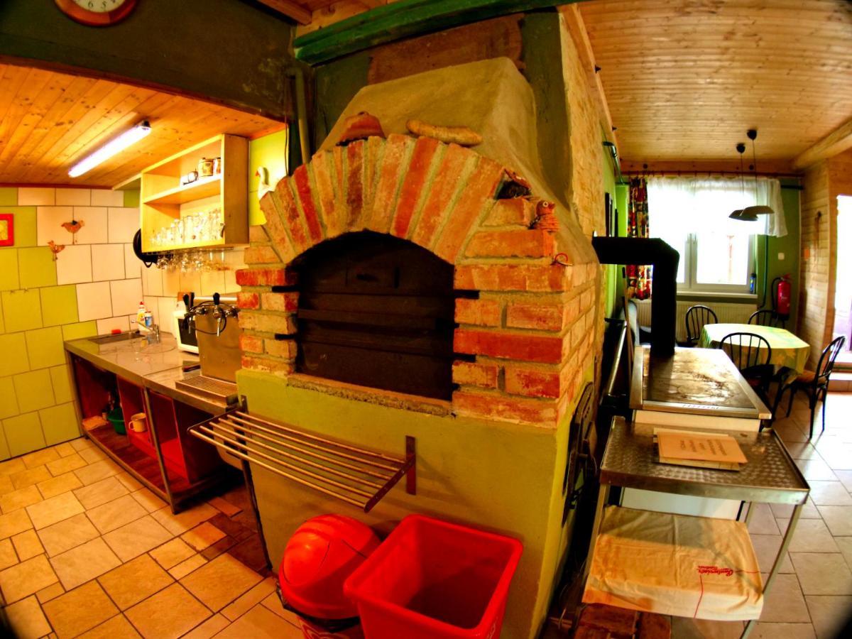 Chalupa Jenín Dolni Dvoriste Bagian luar foto