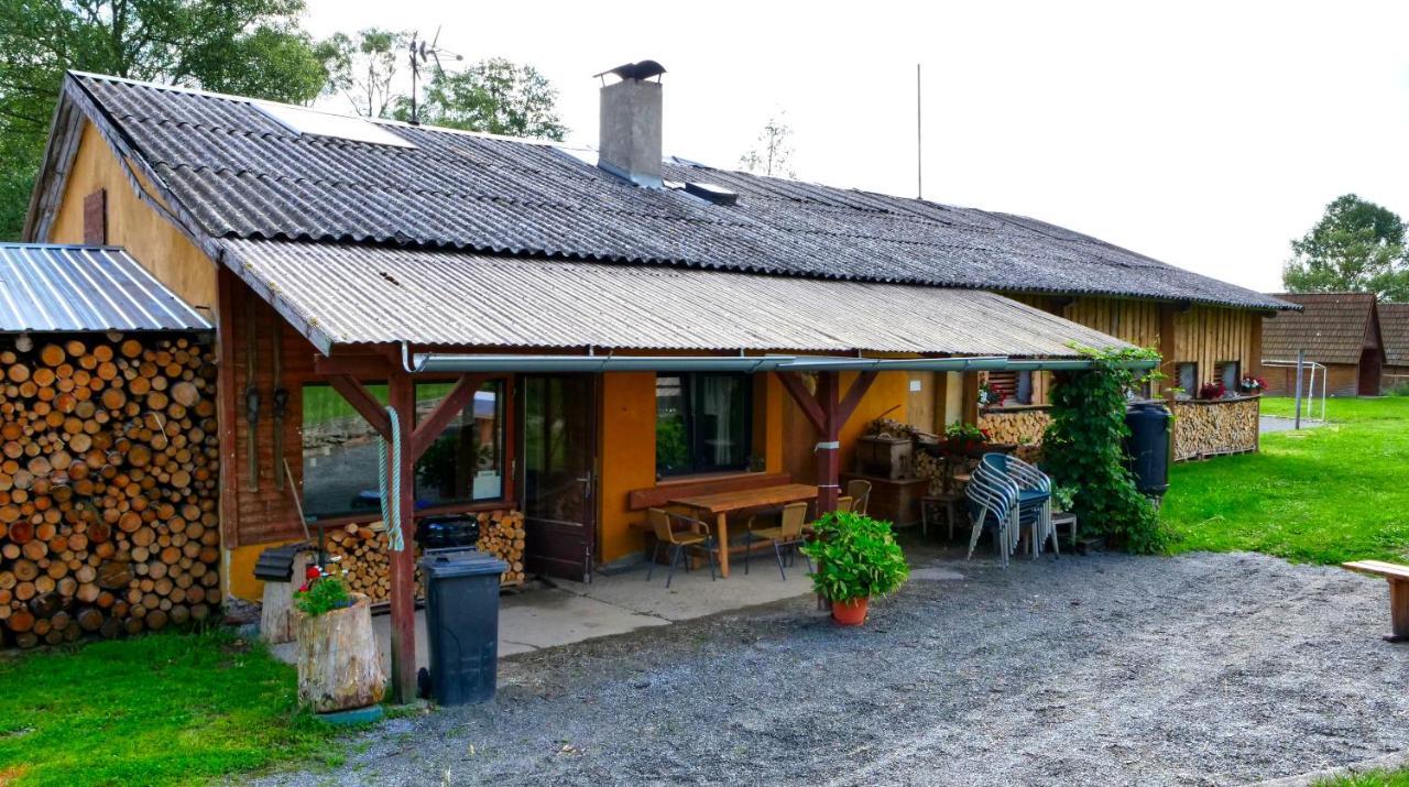 Chalupa Jenín Dolni Dvoriste Bagian luar foto